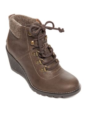 belk ugg rain boots