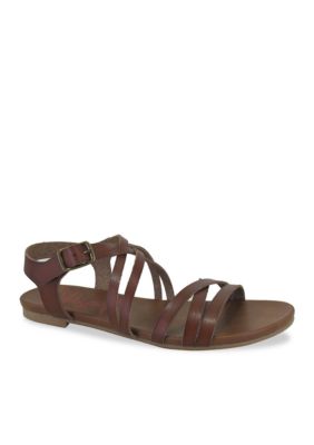 belk women's flat sandals