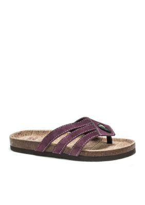 belk flat sandals