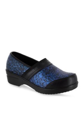 clogs shoes origin