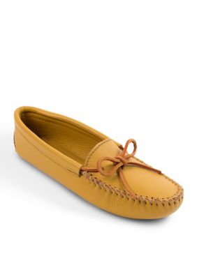 minnetonka women's double deerskin softsole moccasin