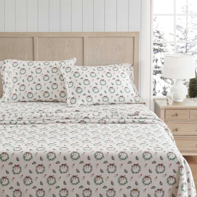 WHITE / GREEN