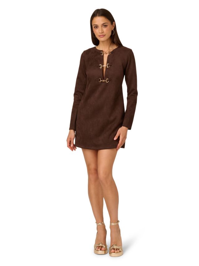 DARK BROWN