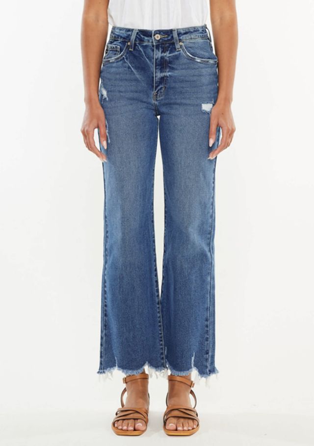 MEDIUM WASH