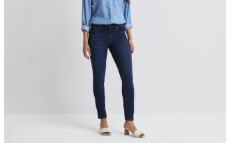 Image of skinny jeans Skinny Leg Jeans With a snug fit through the hips, thighs and legs, skinny jeans accentuate and sculpt your shape. 
