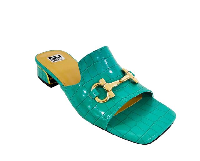 TURQUOISE