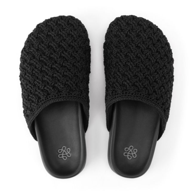 Black Cozy
