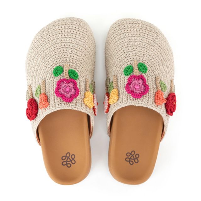 Flower Ecru
