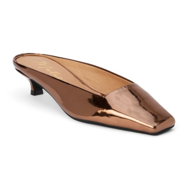 BRONZE
