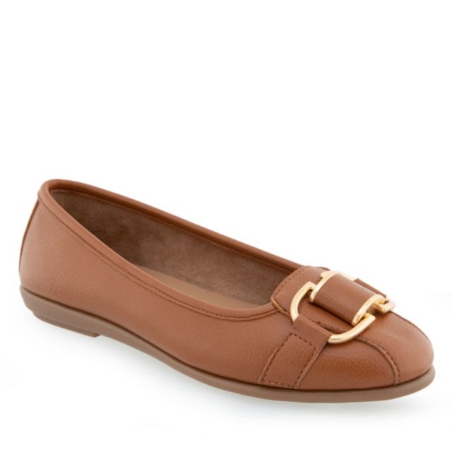 Tan Pu Leather