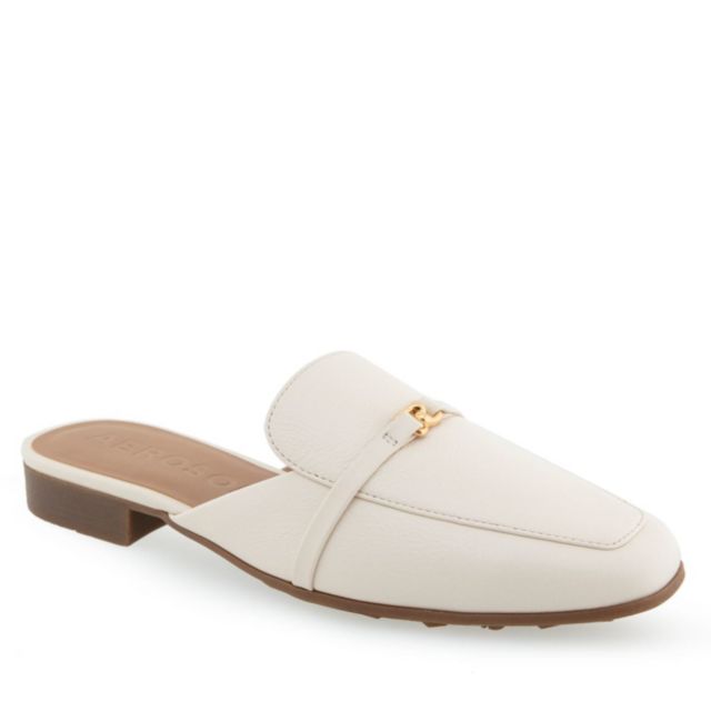 Eggnog Pebbled Leather