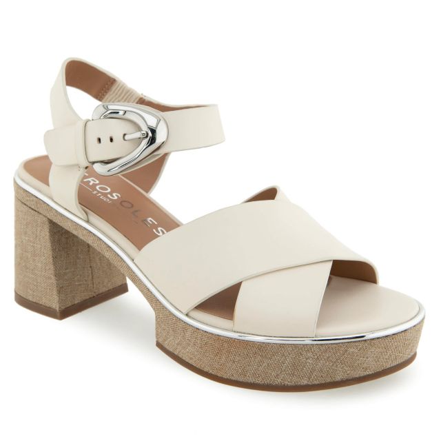 Eggnog Leather