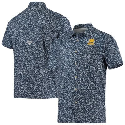 NCAA Notre Dame Fighting Irish Super Slack Tide Omni-Shade Button-Up Shirt