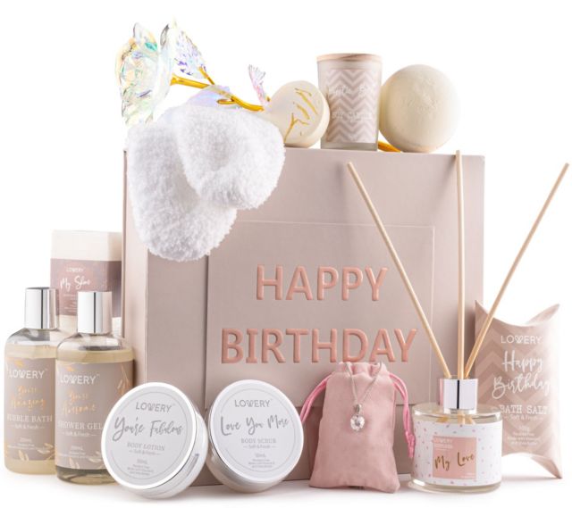 Lovery Birthday Gift Basket - Bath & Spa Gift Set for Women