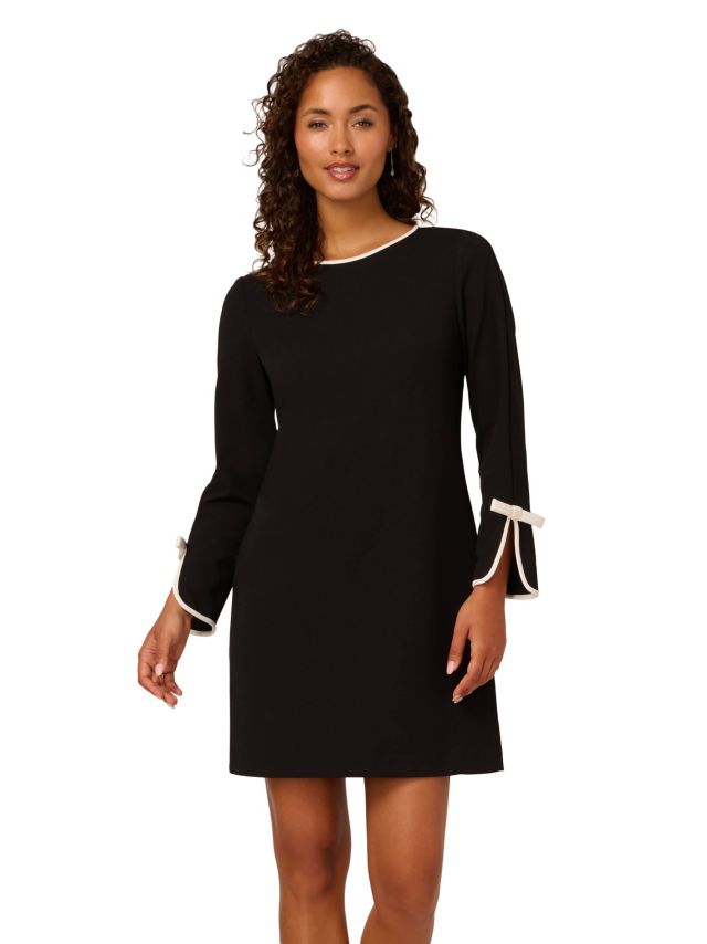 BLACK/IVORY