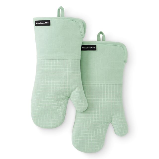 Pistachio Green