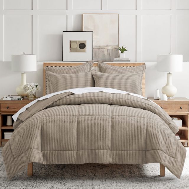 Taupe
