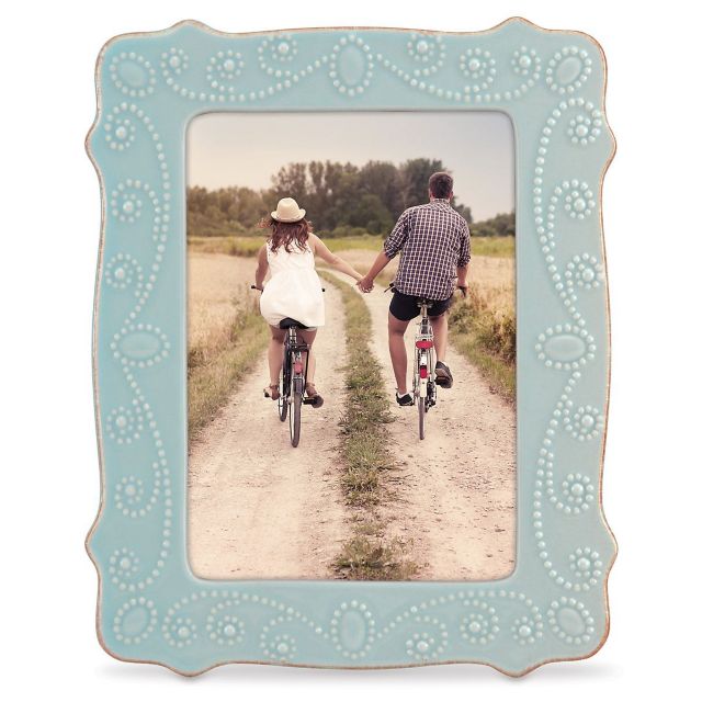 PASTEL BLUE