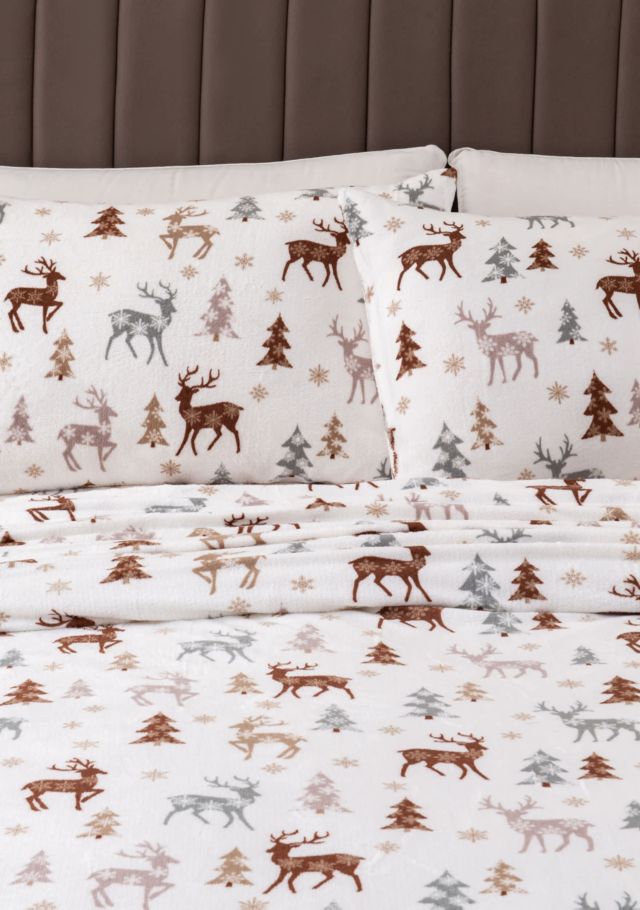 Snowy Reindeer