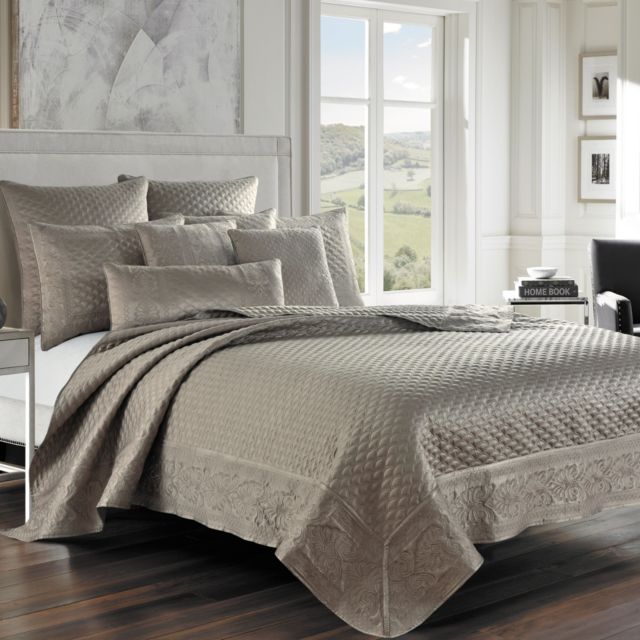 Taupe