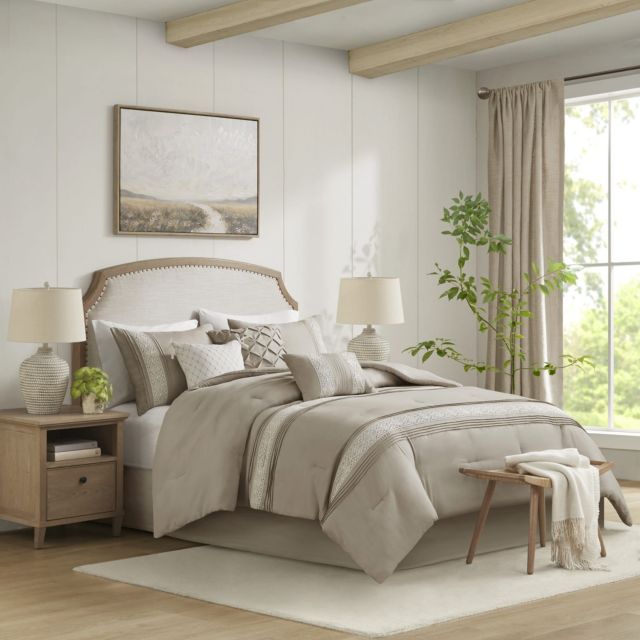 Taupe