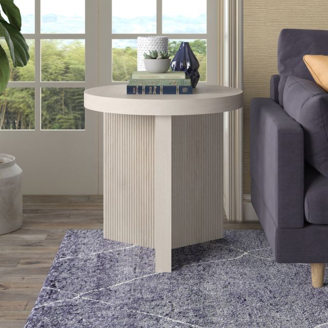 Alder White