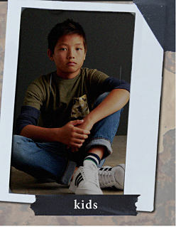 Image of kid in t-shirt Shop Kids