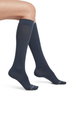 HUE® Compression Knee Socks | belk