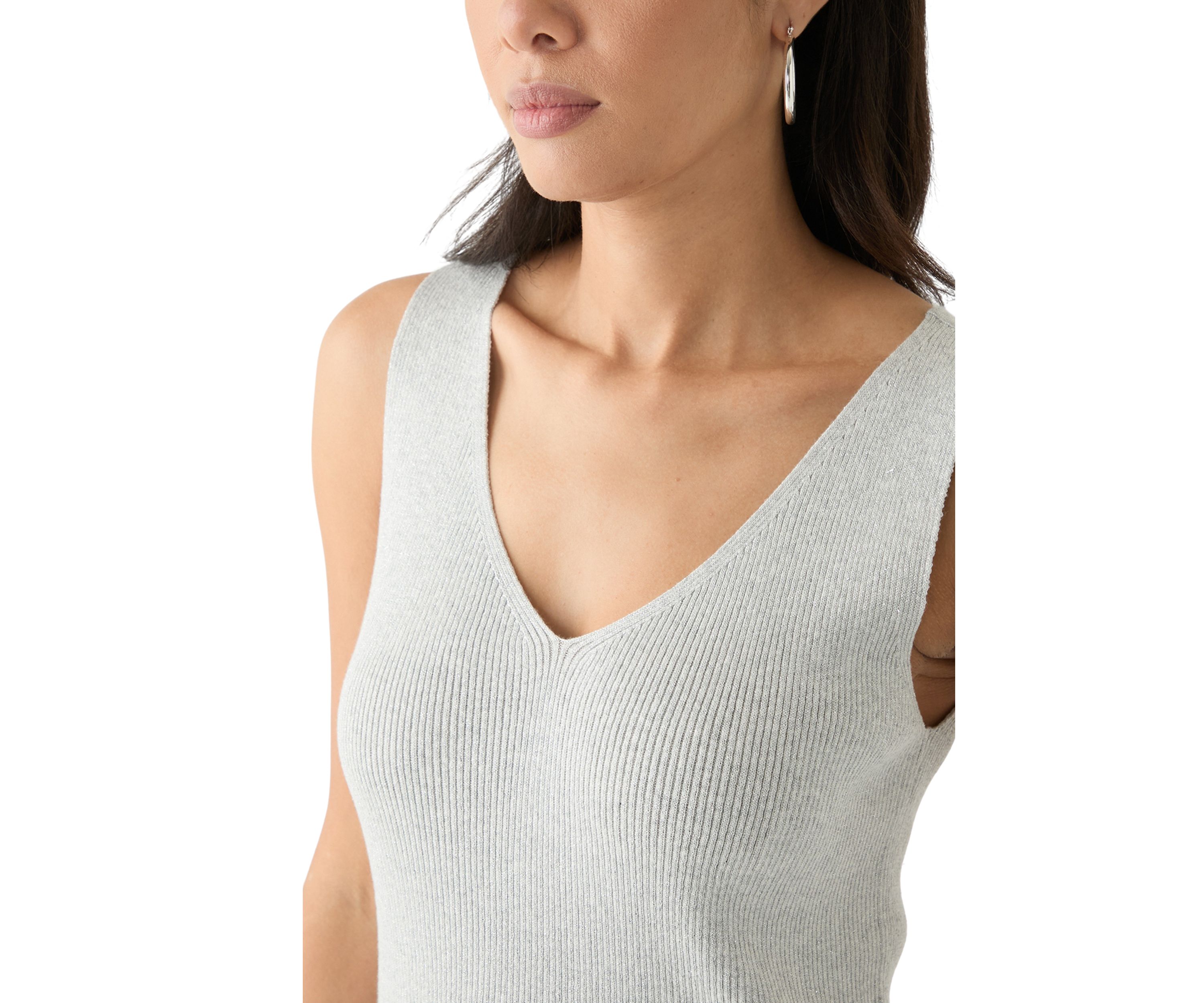 Womens Sleeveless V-Neck Sweater 