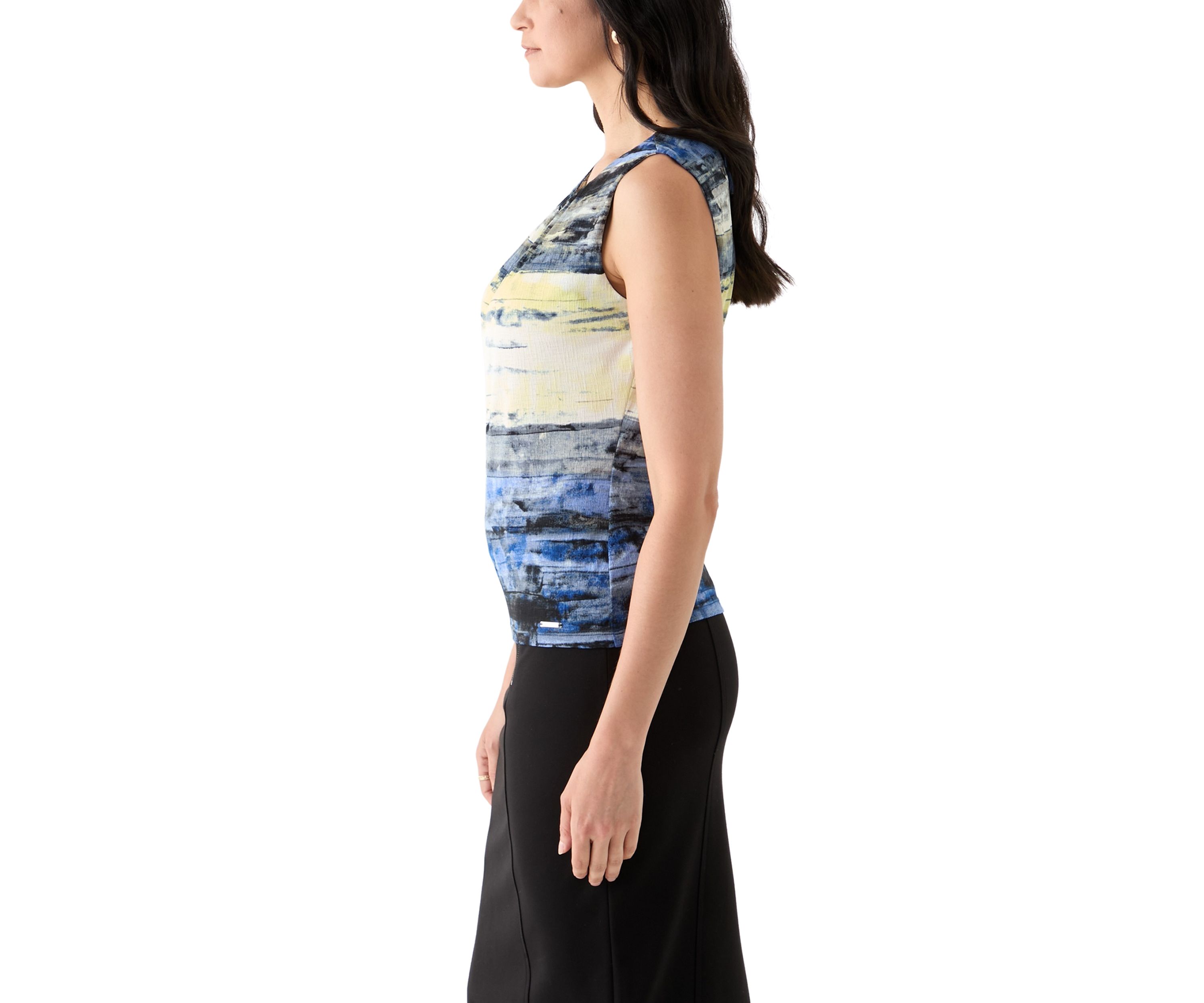 Womens Sleeveless Printed Pleated Top