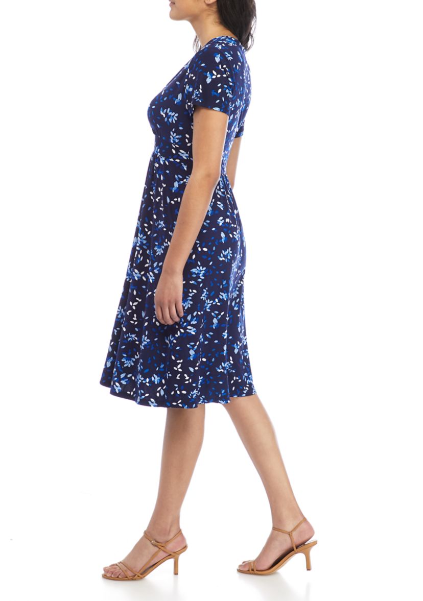  Womens Short Sleeve Crossover V-Neck Printed Knit Dress 