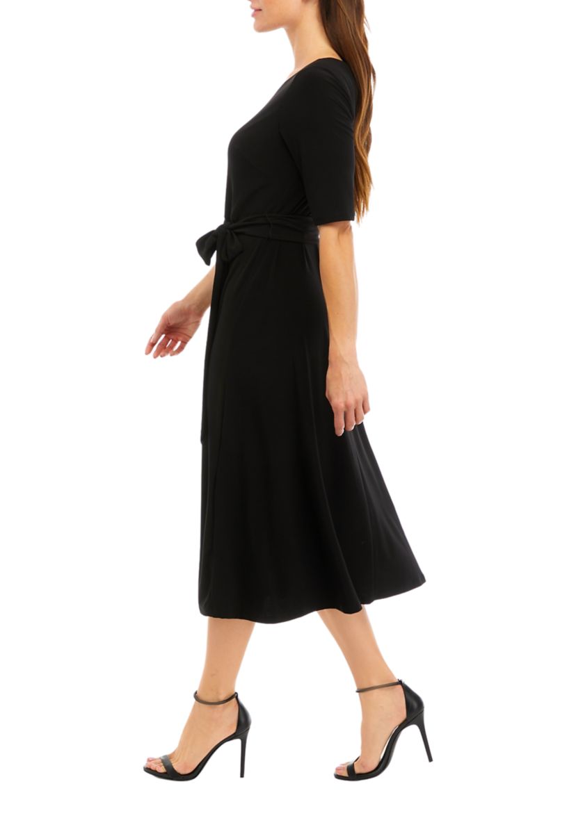 Womens Short Sleeve Round Neck Tie Waist Solid Dress