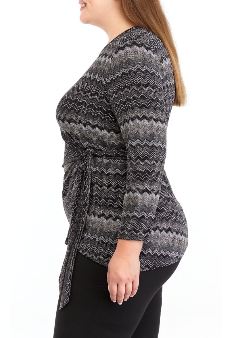 Plus Size Printed Side Knot Chevron Printed Top