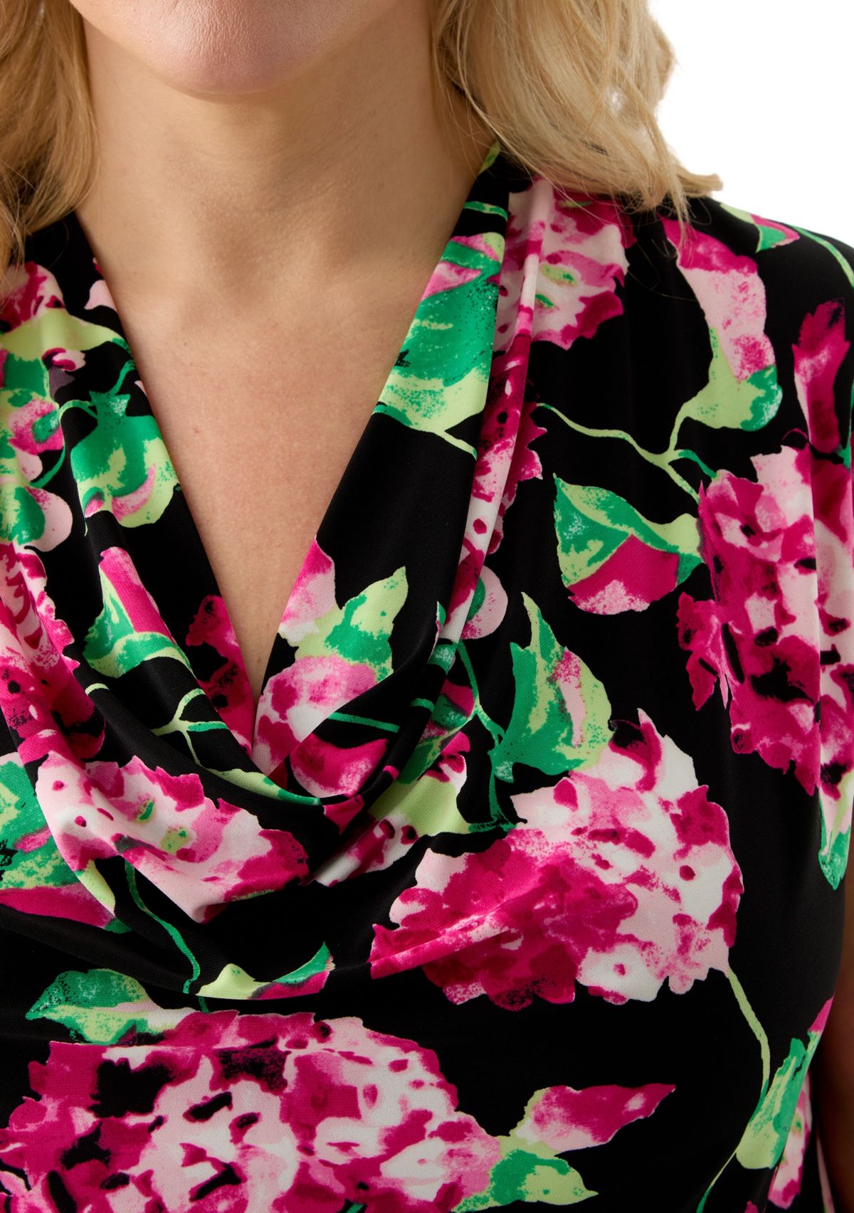 Plus Size Hydrangea Print Cowl Neck Knit Top