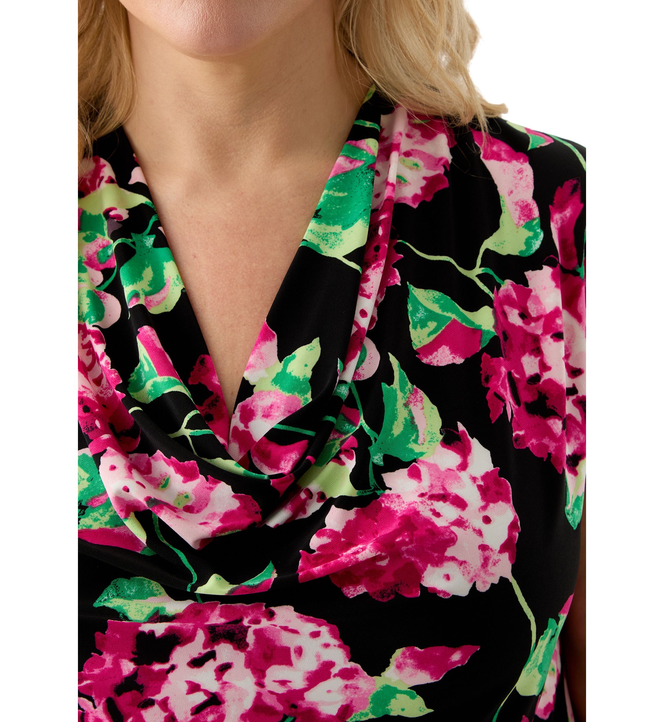 Plus Size Hydrangea Print Cowl Neck Knit Top