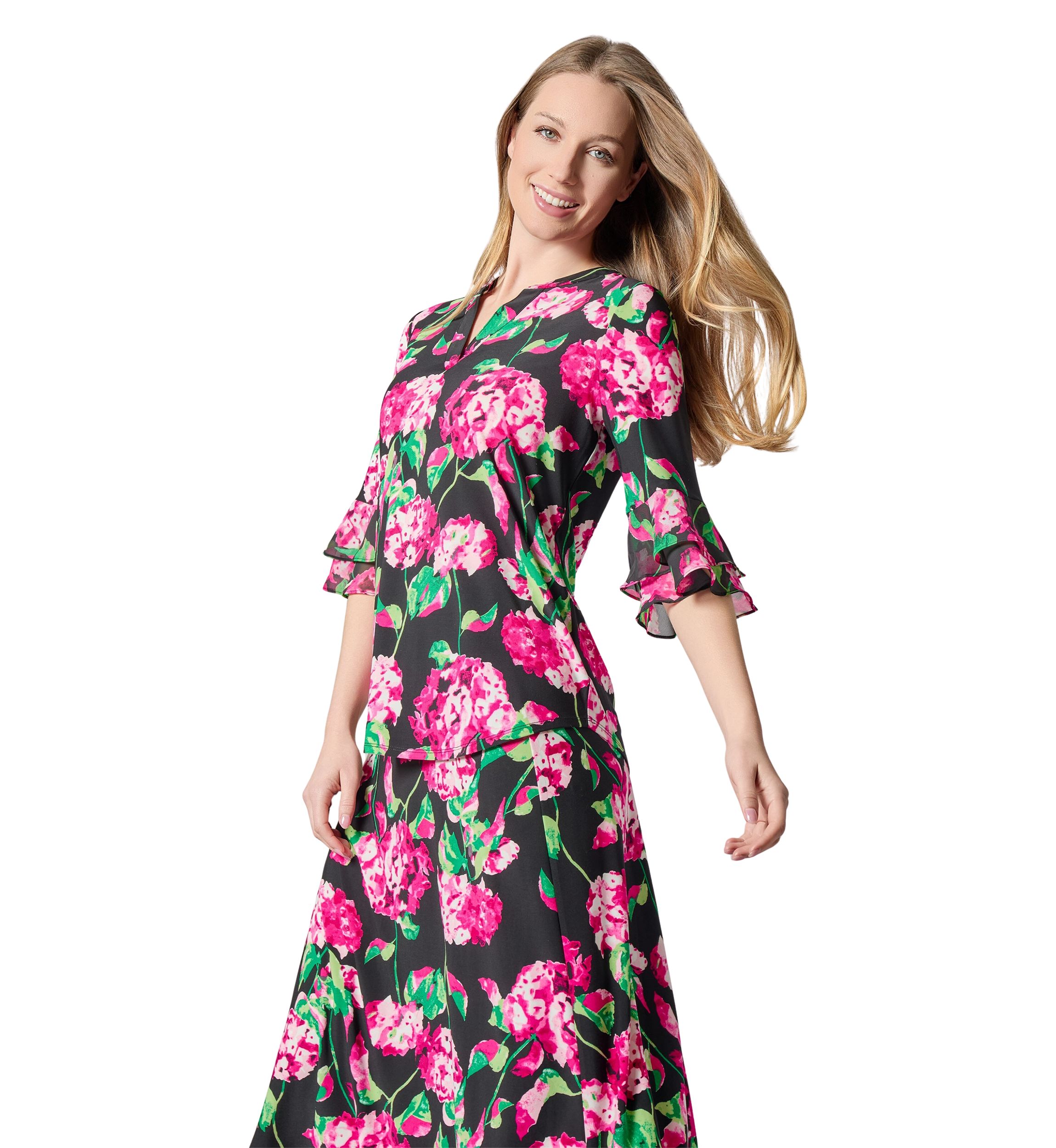Petite Hydrangea Print Flutter Sleeve Knit Top