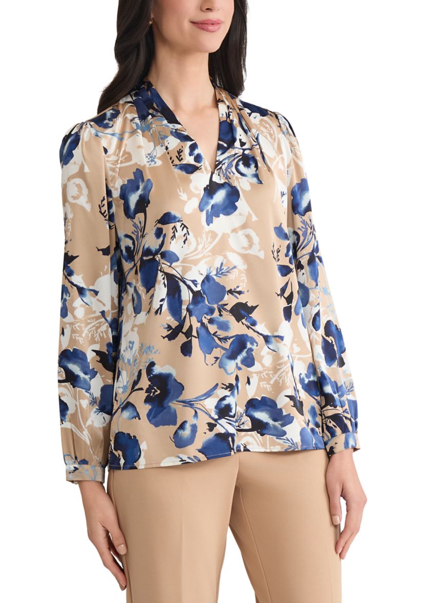Petite Floral V-Neck Blouse