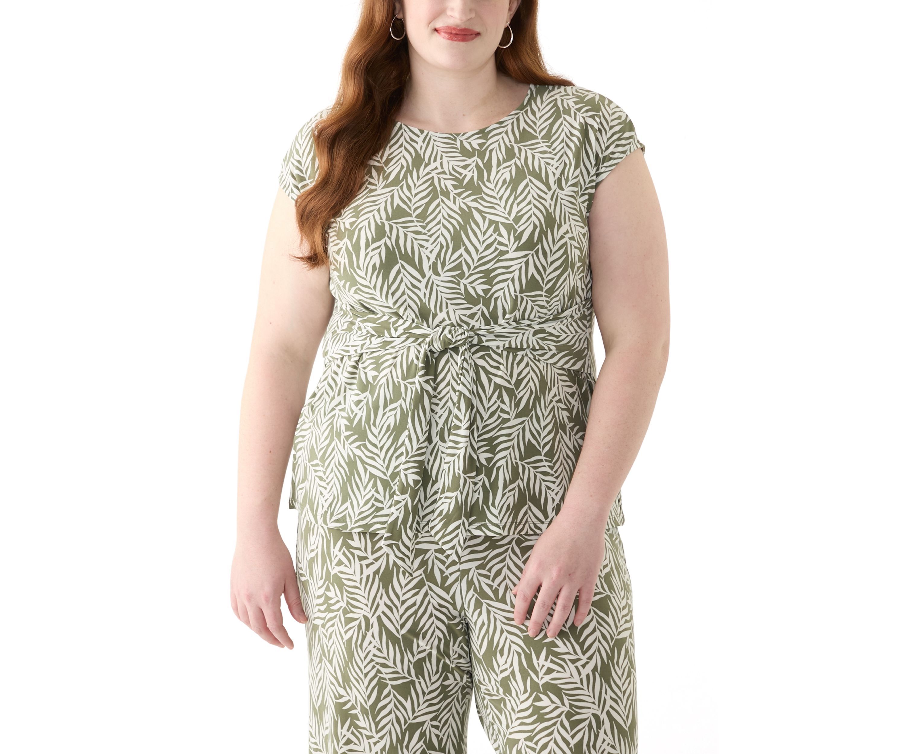 Plus Size Extended Shoulder Printed Top 