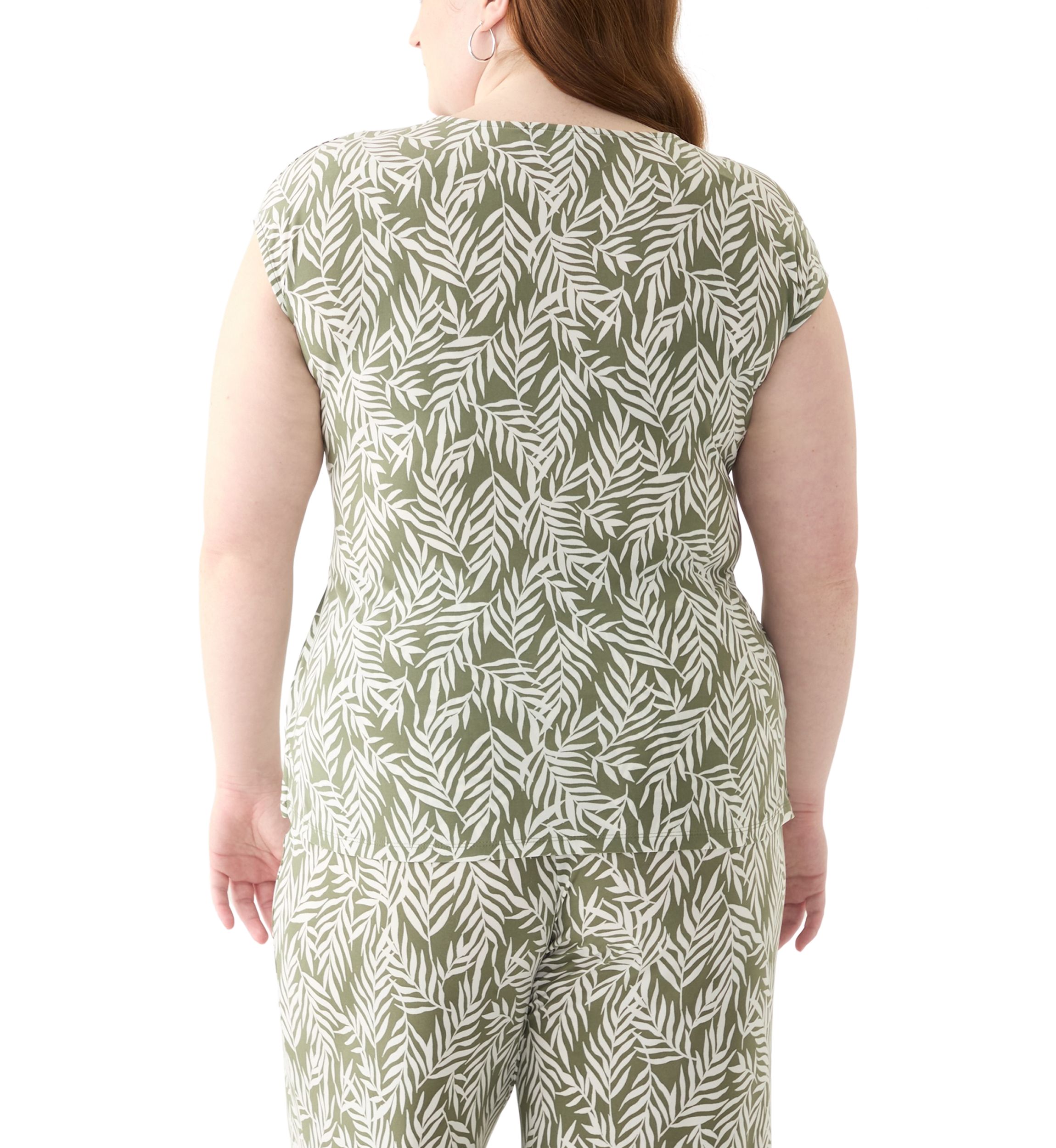 Plus Size Extended Shoulder Printed Top 