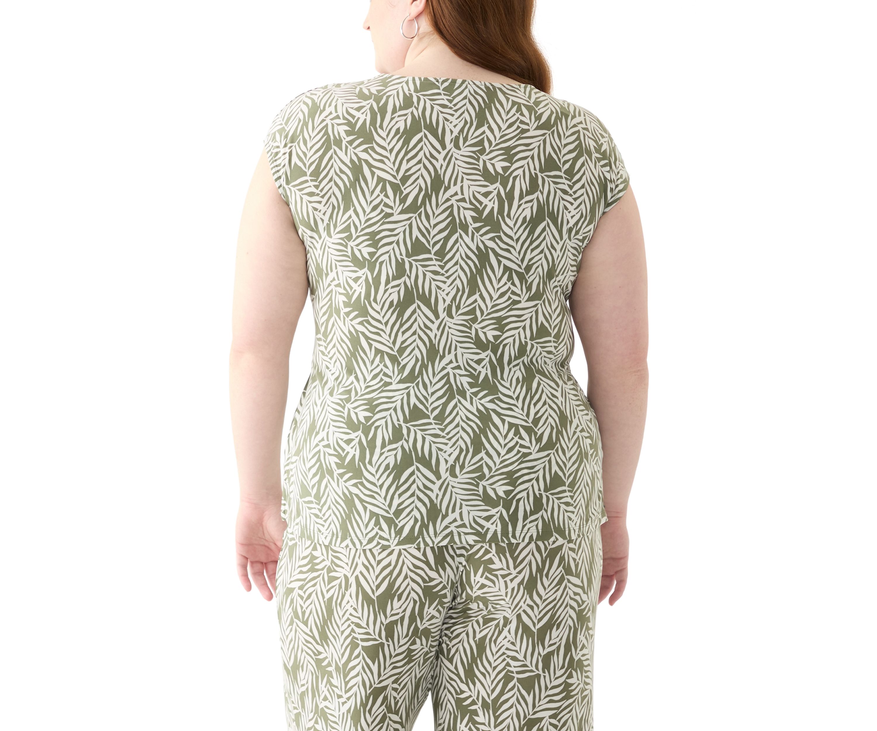 Plus Size Extended Shoulder Printed Top 