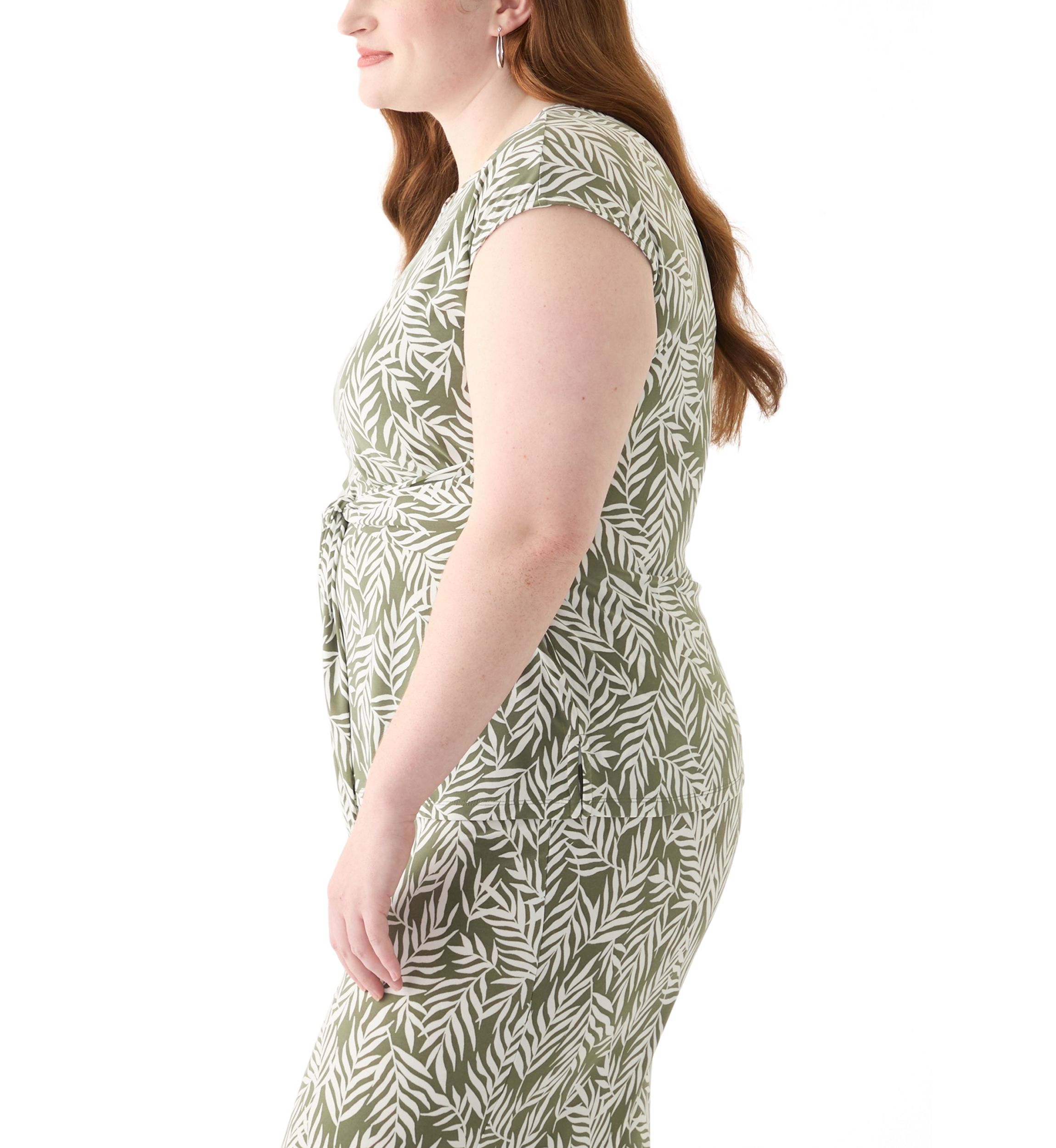 Plus Size Extended Shoulder Printed Top 