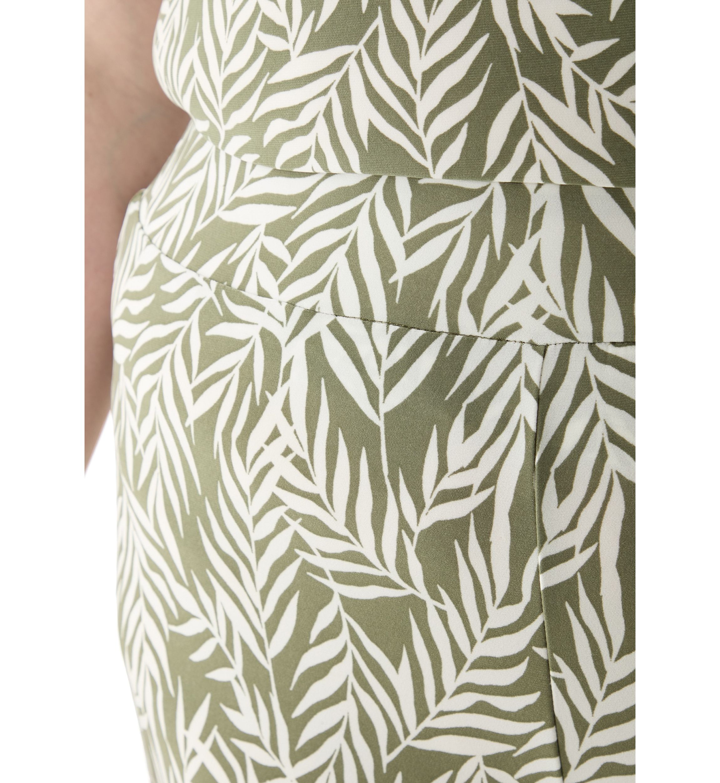 Plus Size Wide Leg Ankle Pants