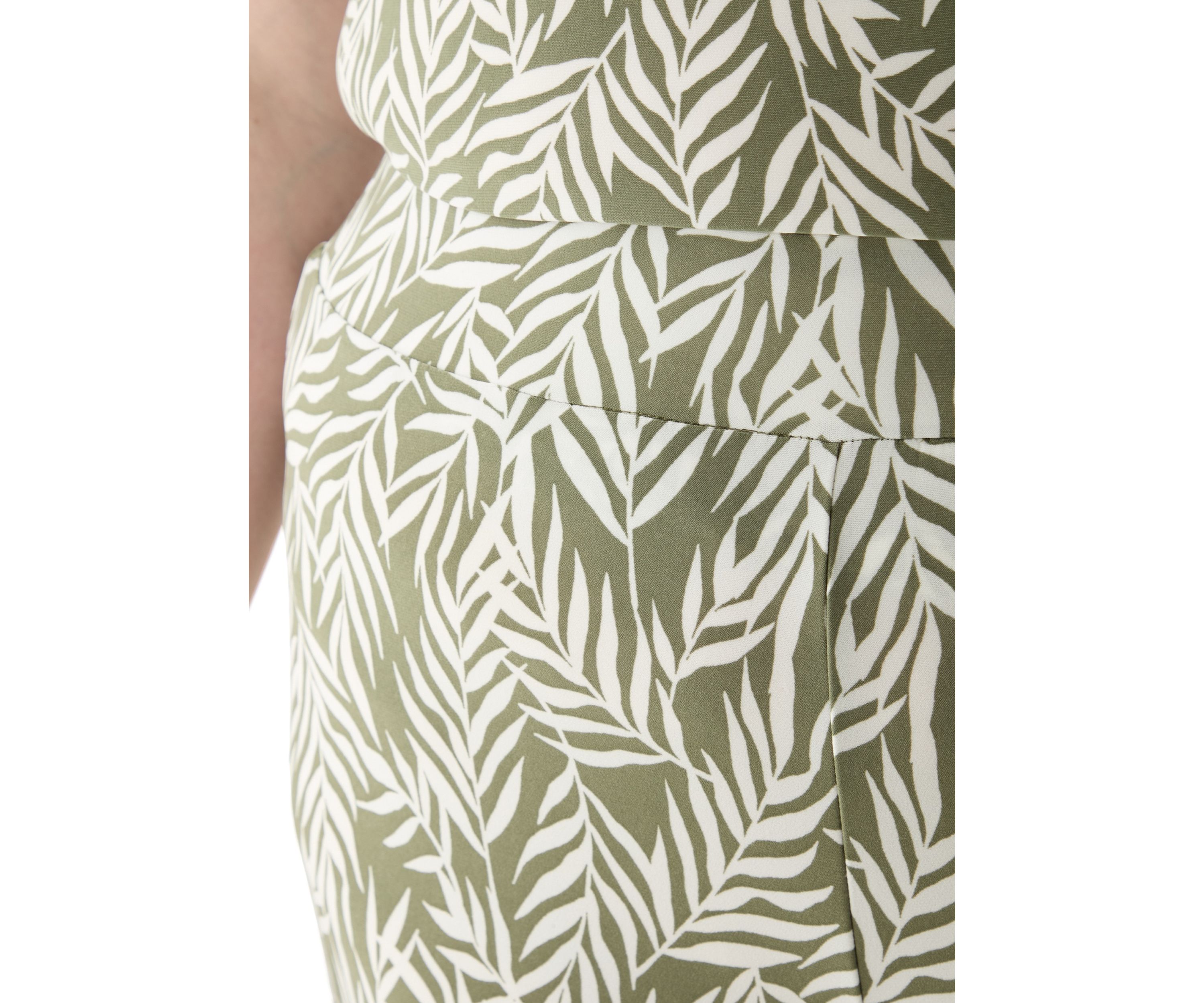 Plus Size Wide Leg Ankle Pants