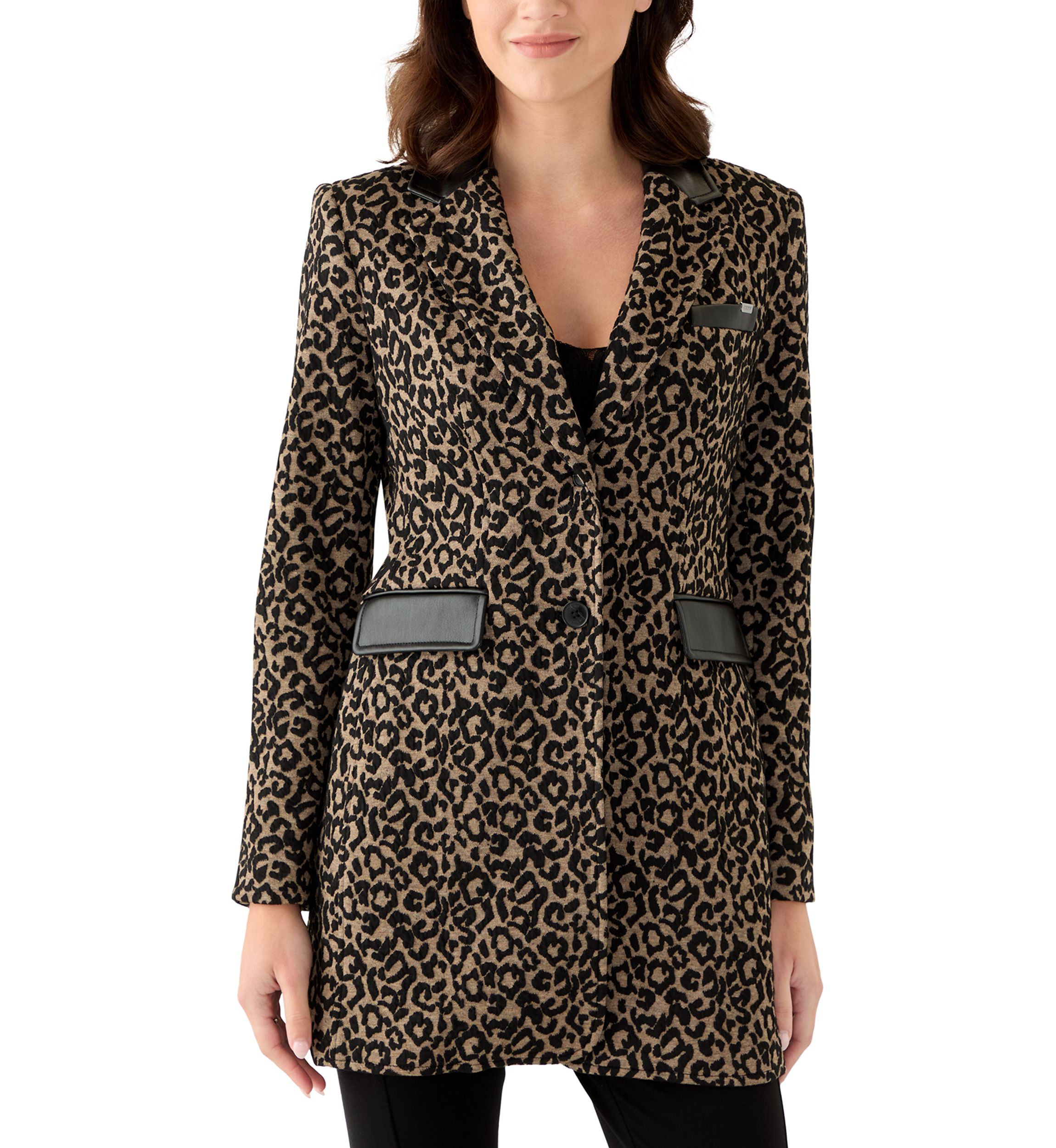 Womens Leopard One Button Topper
