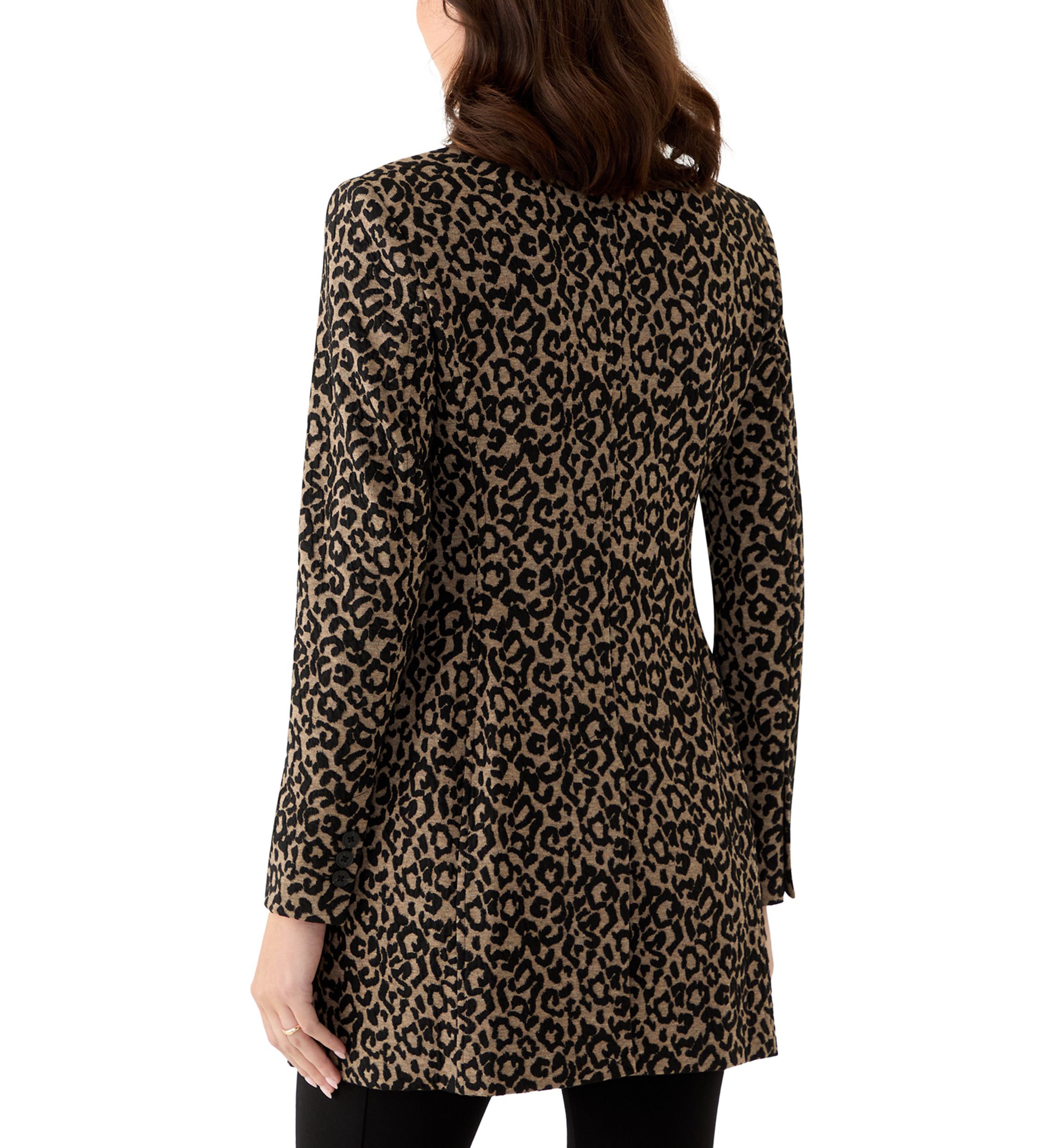 Womens Leopard One Button Topper