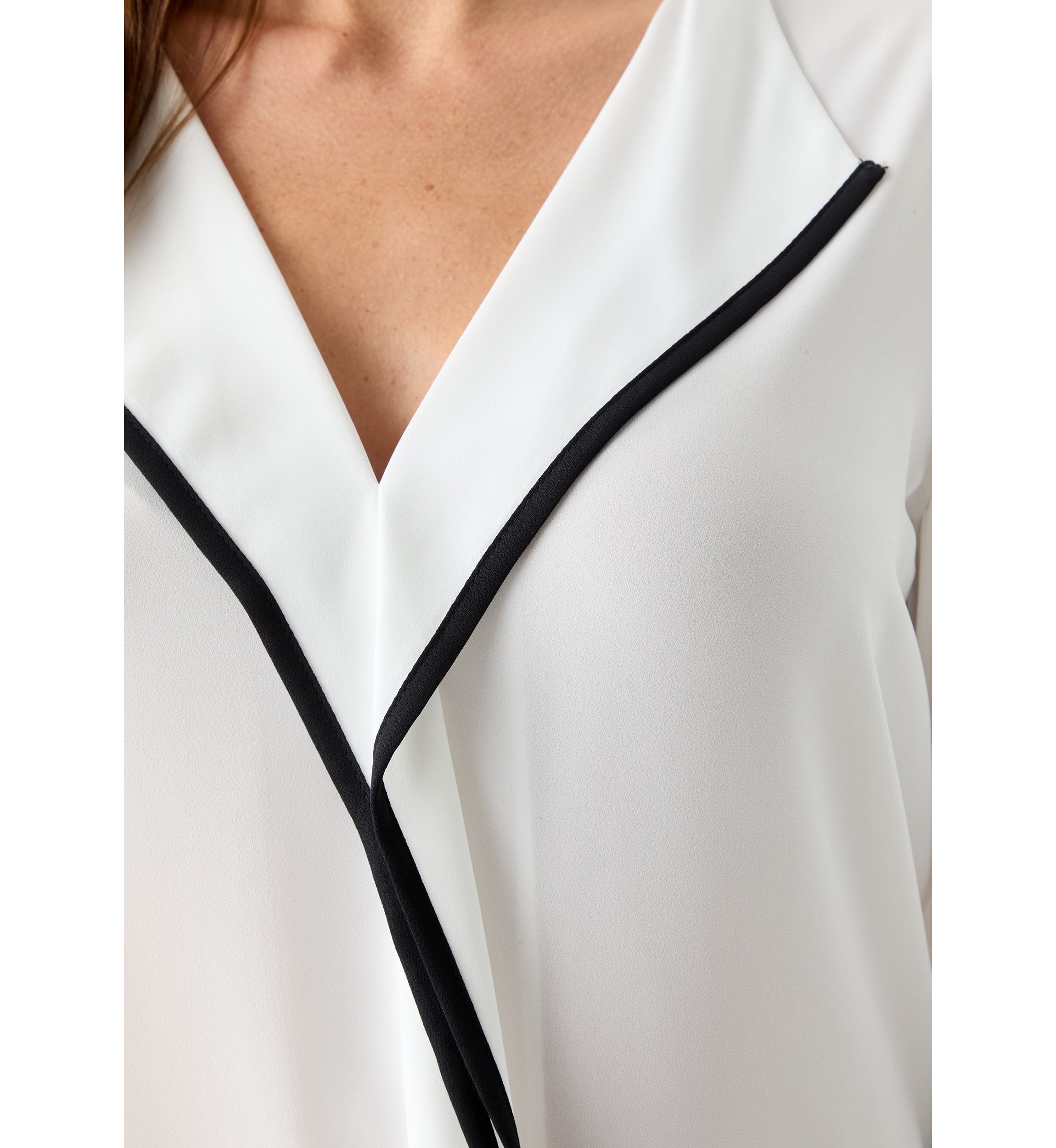 Womens Long Sleeve V-Neck Blouse