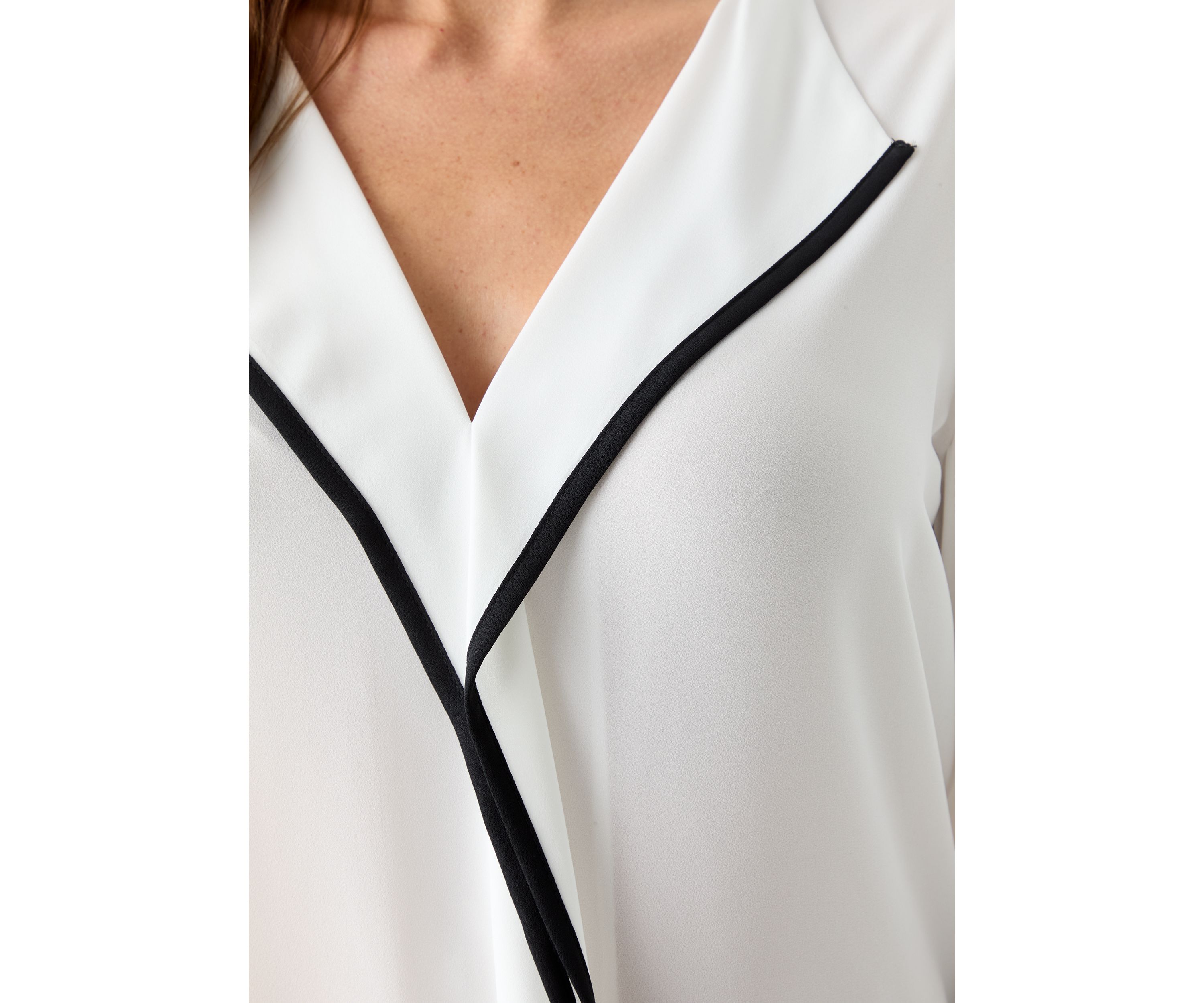 Womens Long Sleeve V-Neck Blouse