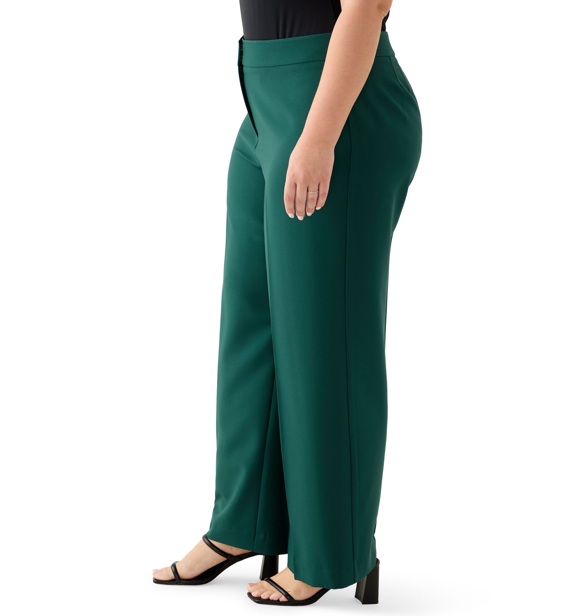 Plus Size Crepe Wide Leg Pants