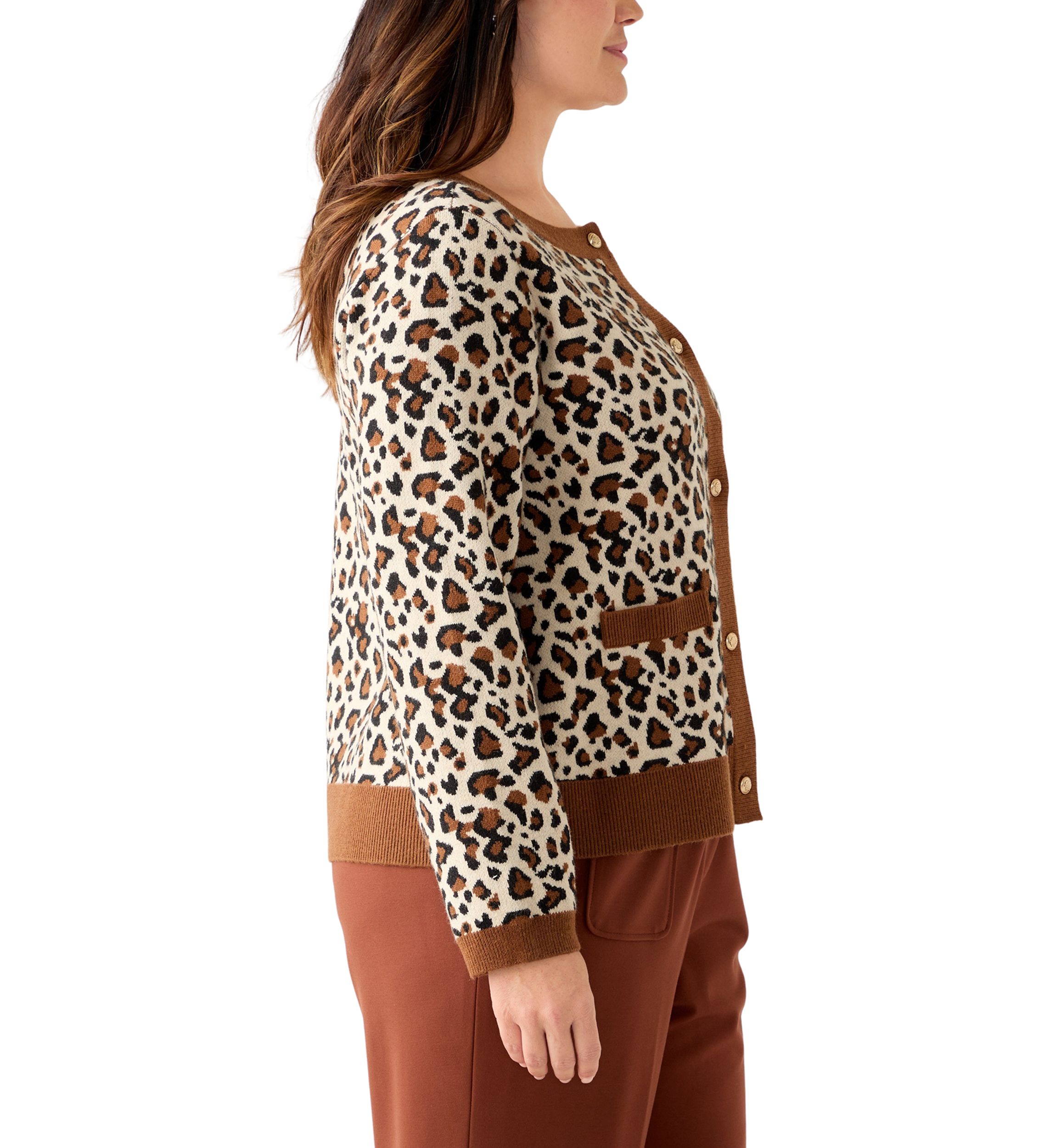  Plus Size Leopard Jacquard Cardigan with Buttons 