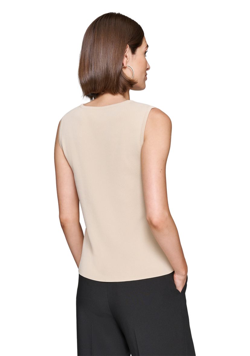 Womens Sleeveless Sweater with Pearls